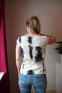 SWAP 2014 - Portrait blouse, back
